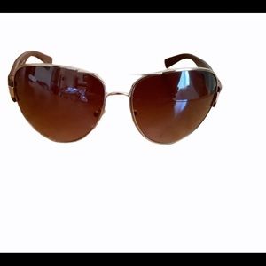 Aviator sunglasses women’s brown with gold metal frames Designed in Italy